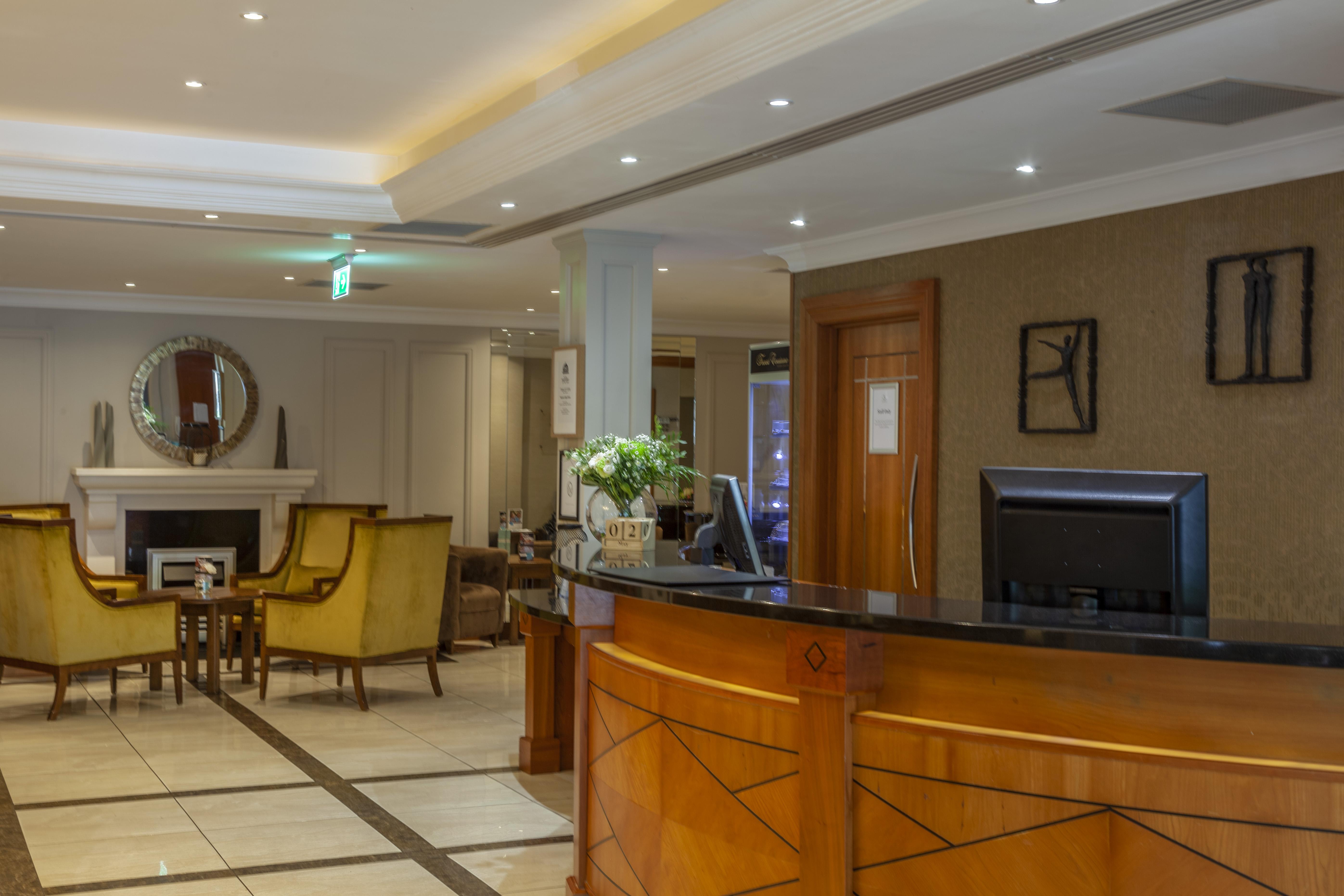 The Malone Hotel Belfast Exterior photo