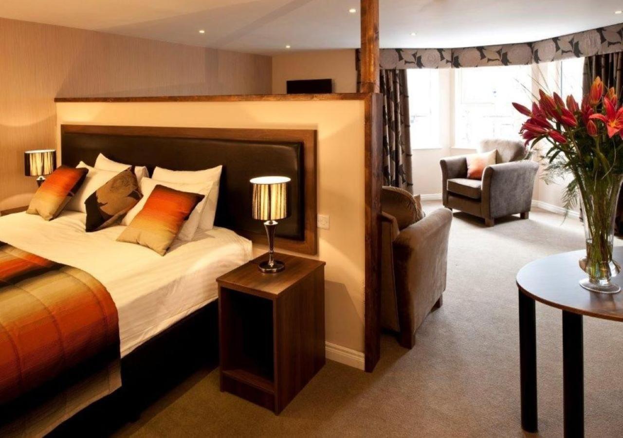 The Malone Hotel Belfast Room photo