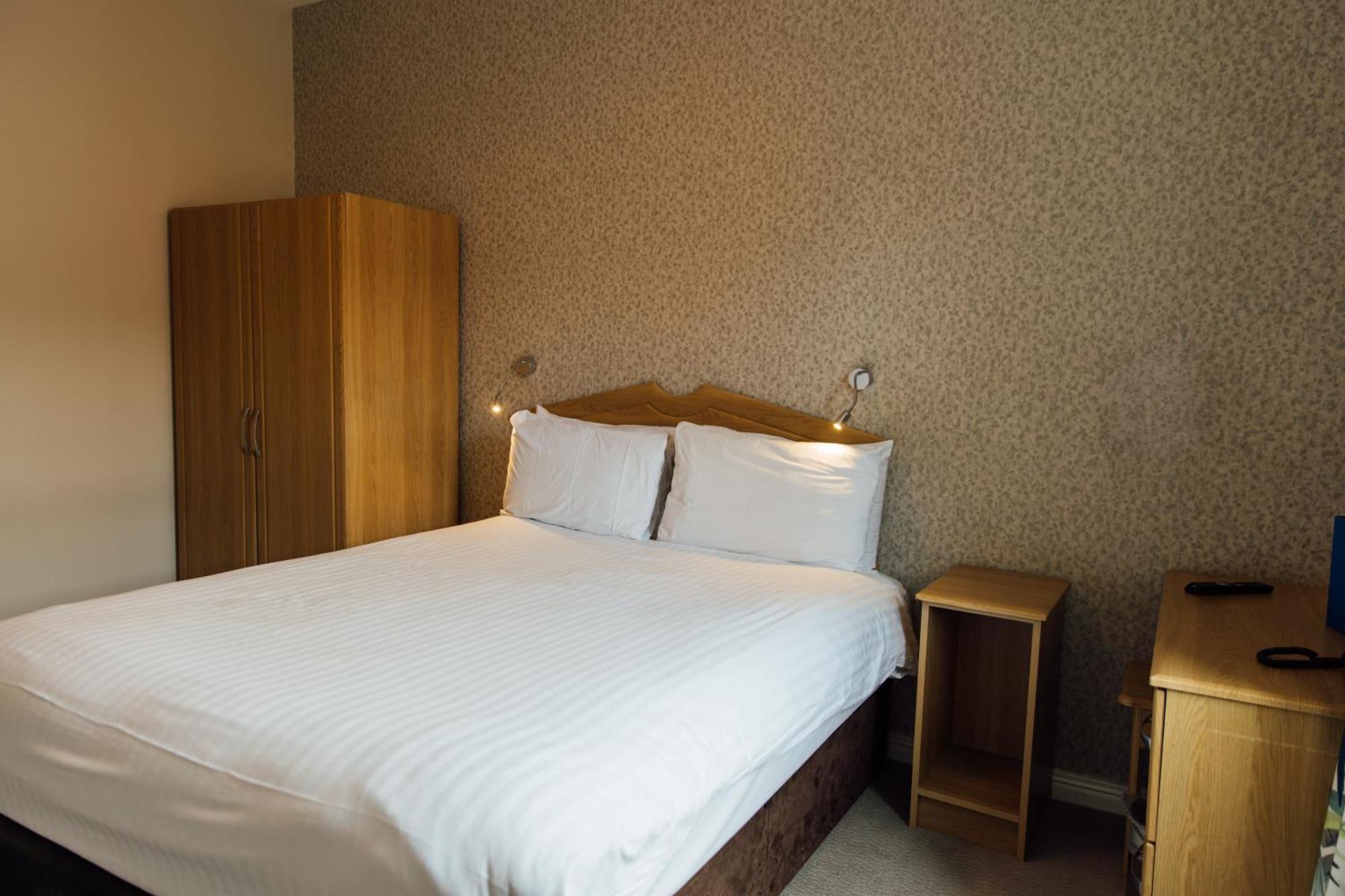 The Malone Hotel Belfast Exterior photo